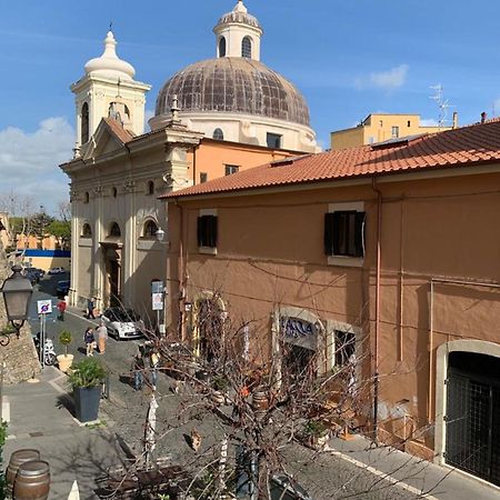 Old Town Nest In Civitavecchia Exterior photo