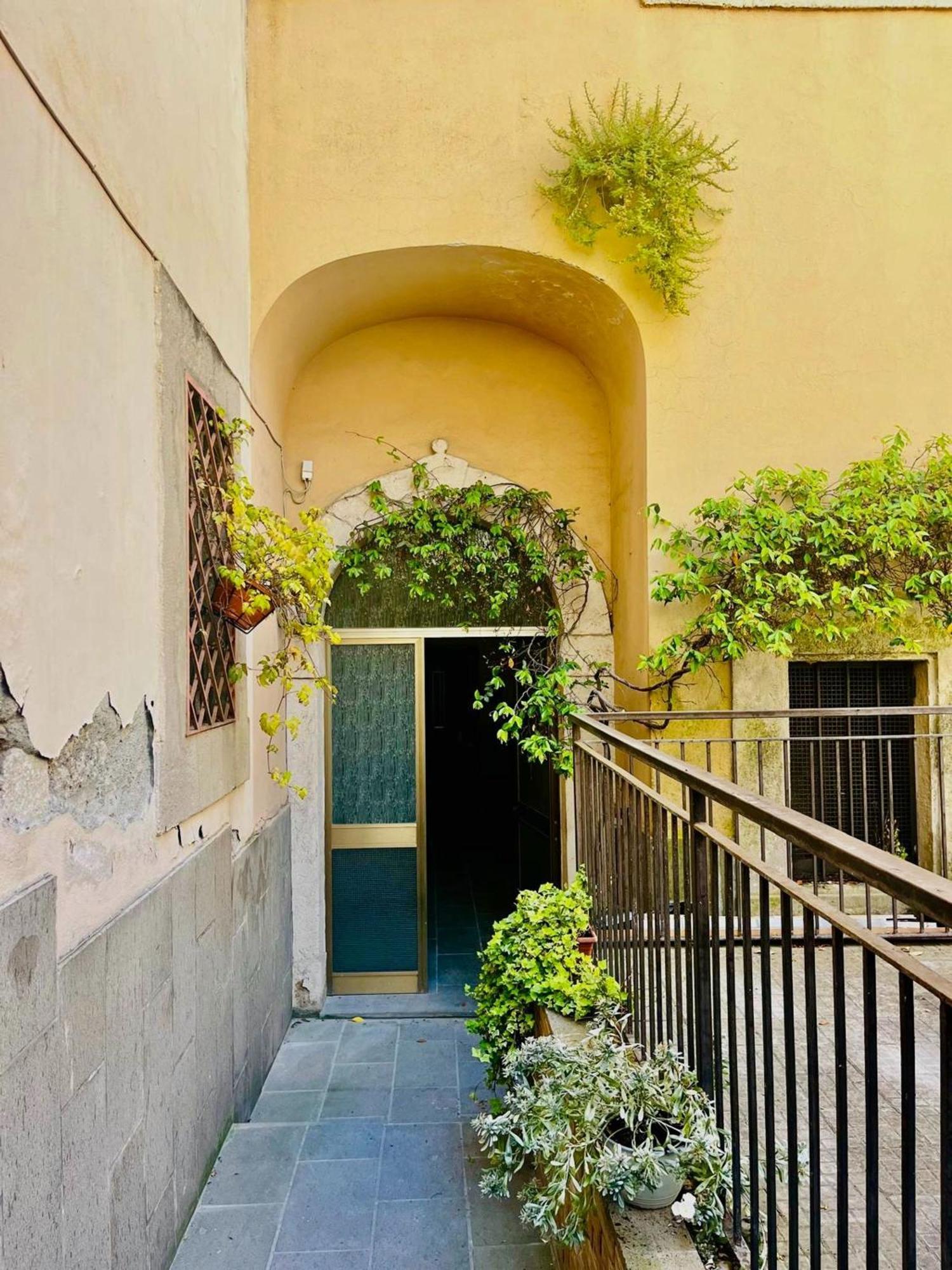 Old Town Nest In Civitavecchia Exterior photo